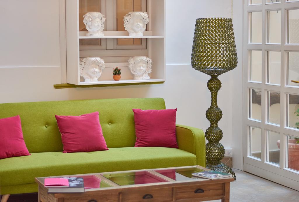 Cas'E Charming House Hotell Caserta Eksteriør bilde