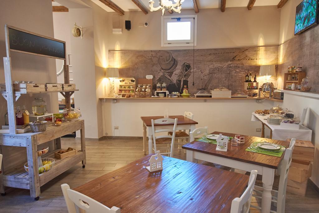 Cas'E Charming House Hotell Caserta Eksteriør bilde