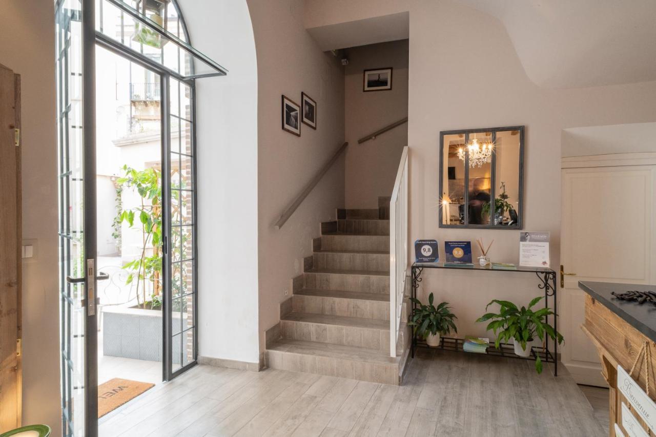 Cas'E Charming House Hotell Caserta Eksteriør bilde